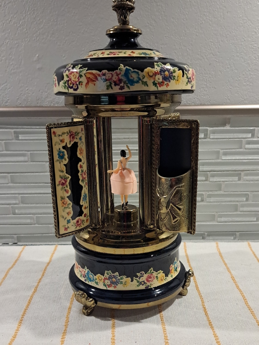 Vtg Swiss Reuge Dancing Ballerina Music Box Carousel Lipstick (Watch Video)